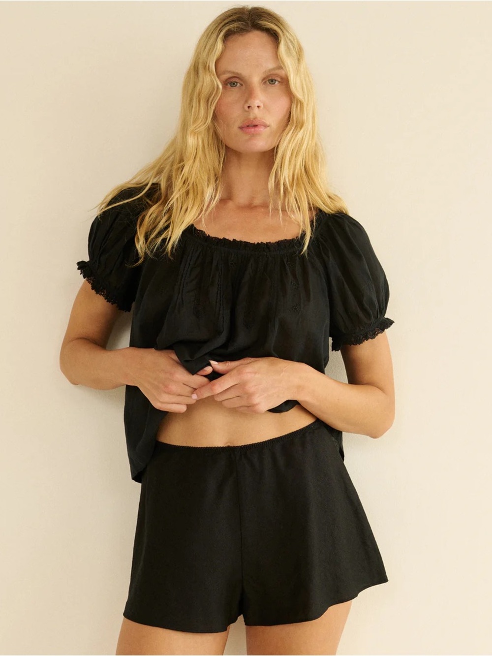 Doen Loren Linen Shorts